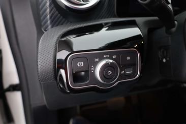 Mercedes CLA 250 — photo 20