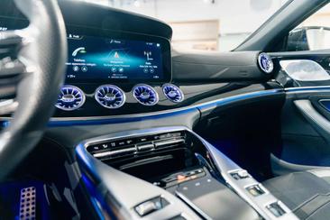 Mercedes AMG GT 43 — photo 14