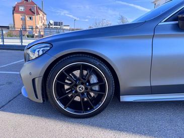 Mercedes Classe C 300 AMG Line — photo 9