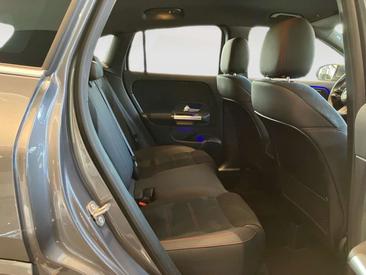 Mercedes GLA 200 AMG Line — photo 8