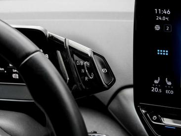 Volkswagen ID.4 Pro Performance — photo 9