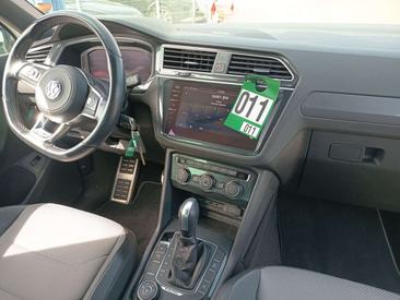 Volkswagen TIGUAN 4Motion R-Line — photo 8