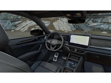 Volkswagen T-CROSS R-Line — photo 9