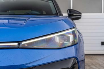 Volkswagen T-Roc R-Line First Edition — photo 7