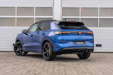 Volkswagen T-Roc R-Line First Edition — photo 10