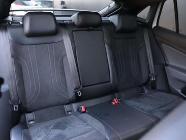 Volkswagen ID.5 Pro — photo 17