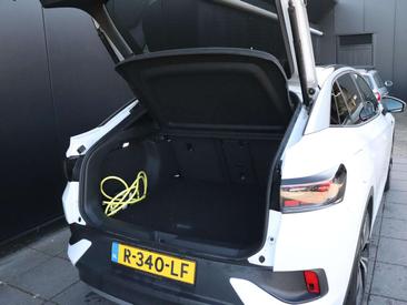 Volkswagen ID.5 Pro — photo 18
