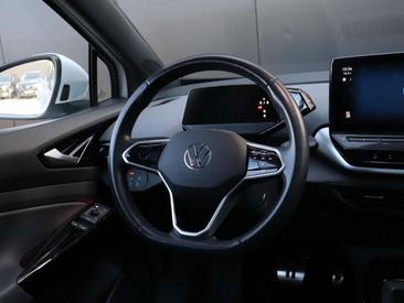 Volkswagen ID.5 Pro — photo 22