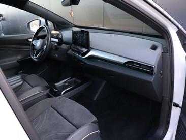 Volkswagen ID.5 Pro — photo 23