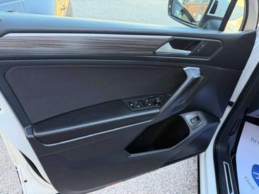 Volkswagen TIGUAN TDI Elegance — photo 14