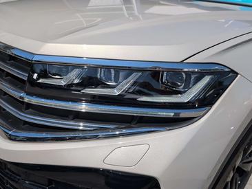 Volkswagen Touareg TDI Elegance — photo 5