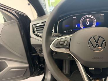 Volkswagen Taigo R-Line — photo 9