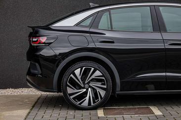 Volkswagen ID.5 Pro — photo 6