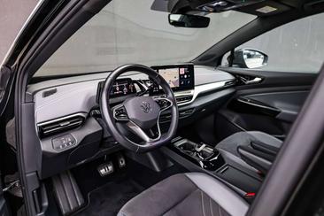 Volkswagen ID.5 Pro — photo 12