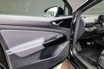 Volkswagen ID.5 Pro — photo 13
