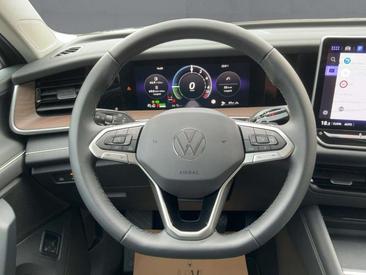 Volkswagen T-CROSS EHYBRID Elegance — photo 9