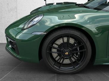 Porsche 992 I Targa 4 GTS — photo 6