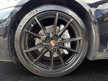 Porsche 992 I Carrera — photo 10