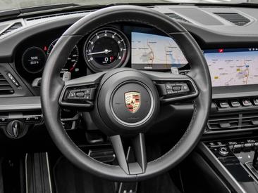 Porsche 992 I Carrera Cabriolet — photo 13