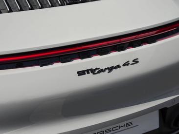 Porsche 992 I Targa 4S — photo 4