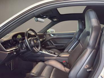 Porsche 992 I Carrera S — photo 11