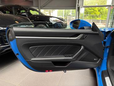 Porsche 992 II Carrera Cabriolet — photo 17