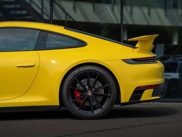Porsche 992 I Carrera S — photo 9