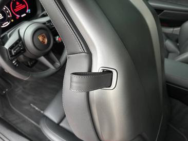 Porsche 992 II Carrera S — photo 20