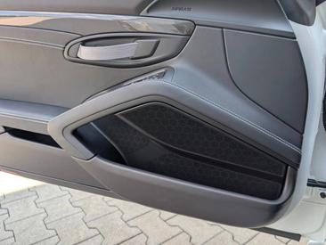 Porsche 991 I R — photo 18