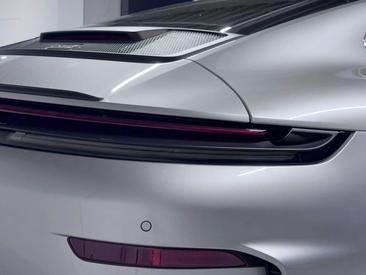 Porsche 992 II GT3 Mit Touring-Paket — photo 10