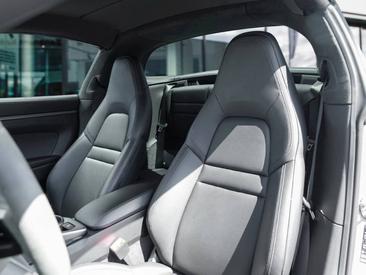 Porsche 992 I Targa 4S — photo 20