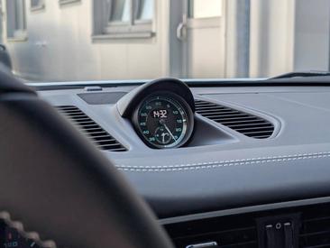 Porsche 991 I R — photo 22