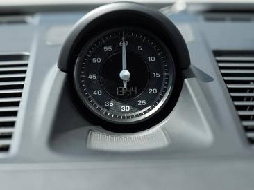 Porsche 992 I Targa 4S — photo 28