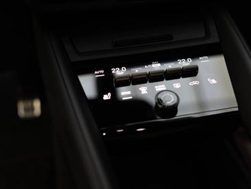 Porsche Macan Electrique Turbo — photo 27
