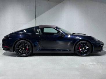 Porsche 992 I Targa 4S — photo 9