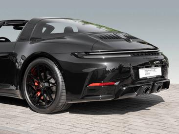 Porsche 992 II Targa 4 GTS — photo 10