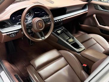 Porsche 992 I Targa 4S — photo 15