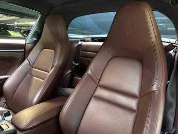 Porsche 992 I Targa 4S — photo 16