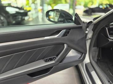 Porsche 992 I Turbo S — photo 14