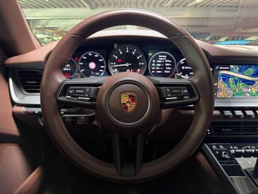 Porsche 992 I Targa 4S — photo 19