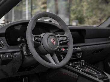 Porsche 992 II Targa 4 GTS — photo 20