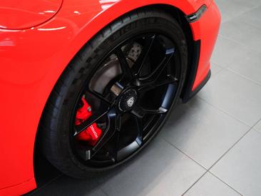 Porsche 992 I GT3 Mit Touring-Paket — photo 9