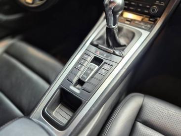 Porsche 991 II Carrera 4 Cabriolet — photo 17