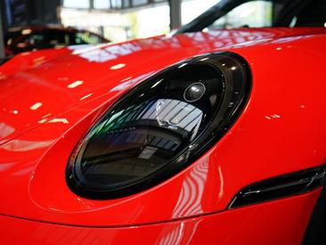 Porsche 992 I GT3 Mit Touring-Paket — photo 13