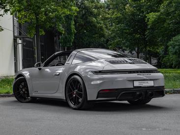 Porsche 992 II Targa 4 GTS — photo 3