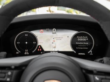 Porsche 992 II Targa 4 GTS — photo 31