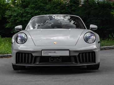Porsche 992 II Targa 4 GTS — photo 4