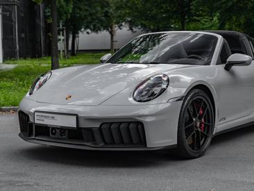 Porsche 992 II Targa 4 GTS — photo 7