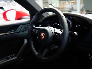 Porsche 992 I GT3 Mit Touring-Paket — photo 25