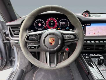Porsche 992 II Targa 4 GTS — photo 16
